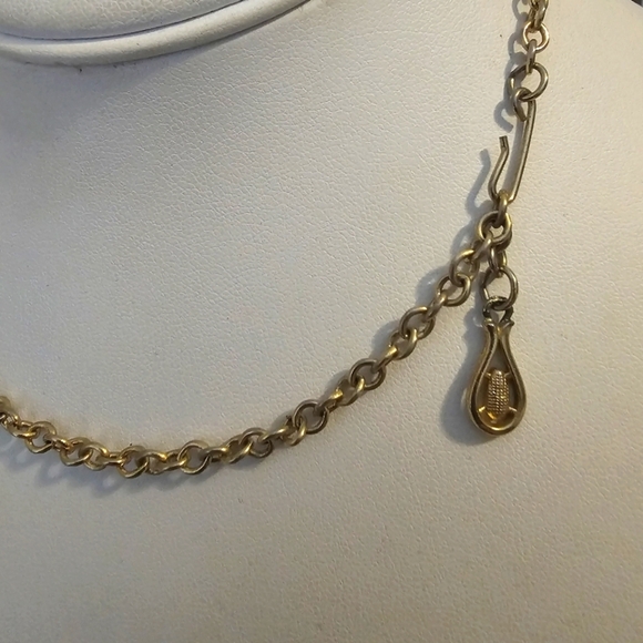 Vintage Coro hinged link choker necklace, 5 gold tone links of spider web 70s - Picture 3 of 5